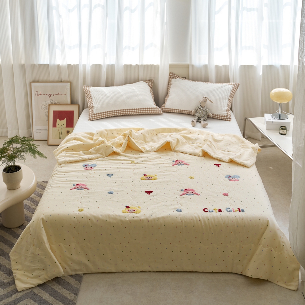 91家纺网 家纺一手货源 找家纺 洋铭区（原狠狠爱） 2025新款双层纱毛巾绣夏被夏凉被空调被 小仙女