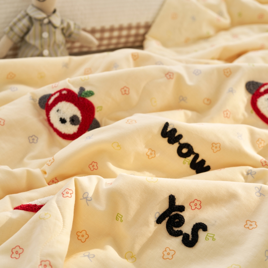 91家纺网 家纺一手货源 找家纺 洋铭区（原狠狠爱） 2025新款双层纱毛巾绣夏被夏凉被空调被 水果乐园