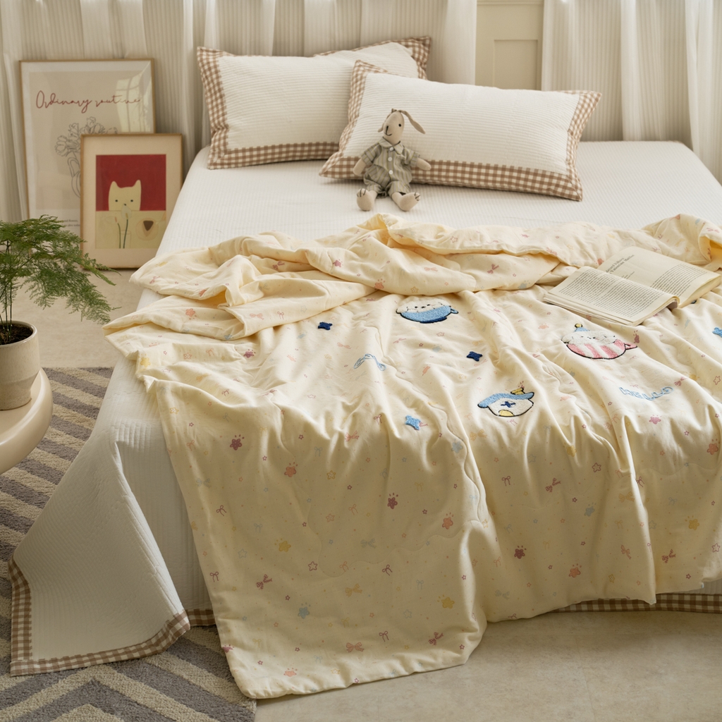 91家纺网 家纺一手货源 找家纺 洋铭区（原狠狠爱） 2025新款双层纱毛巾绣夏被夏凉被空调被 晚安兔