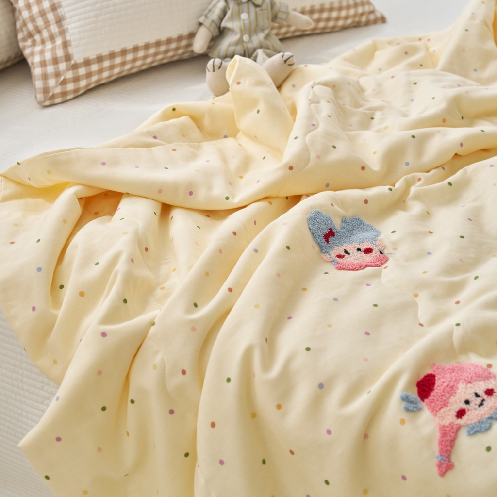 91家纺网 家纺一手货源 找家纺 洋铭区（原狠狠爱） 2025新款双层纱毛巾绣夏被夏凉被空调被 小仙女