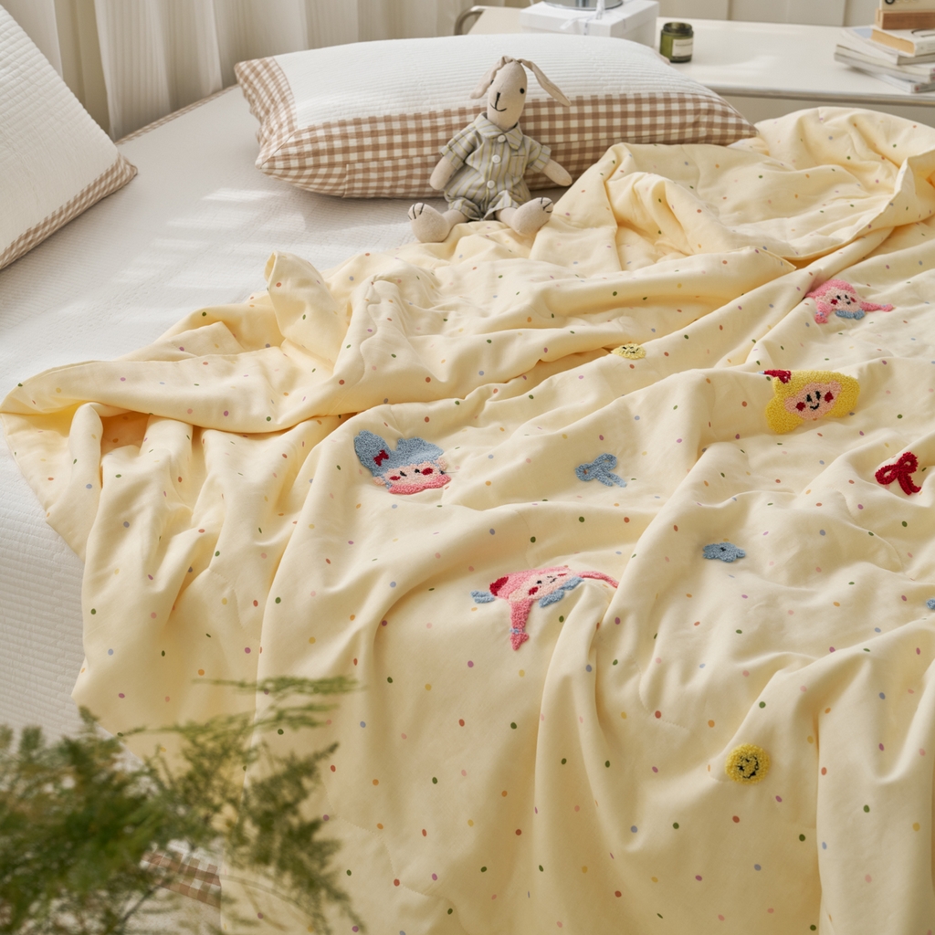 91家纺网 家纺一手货源 找家纺 洋铭区（原狠狠爱） 2025新款双层纱毛巾绣夏被夏凉被空调被 小仙女