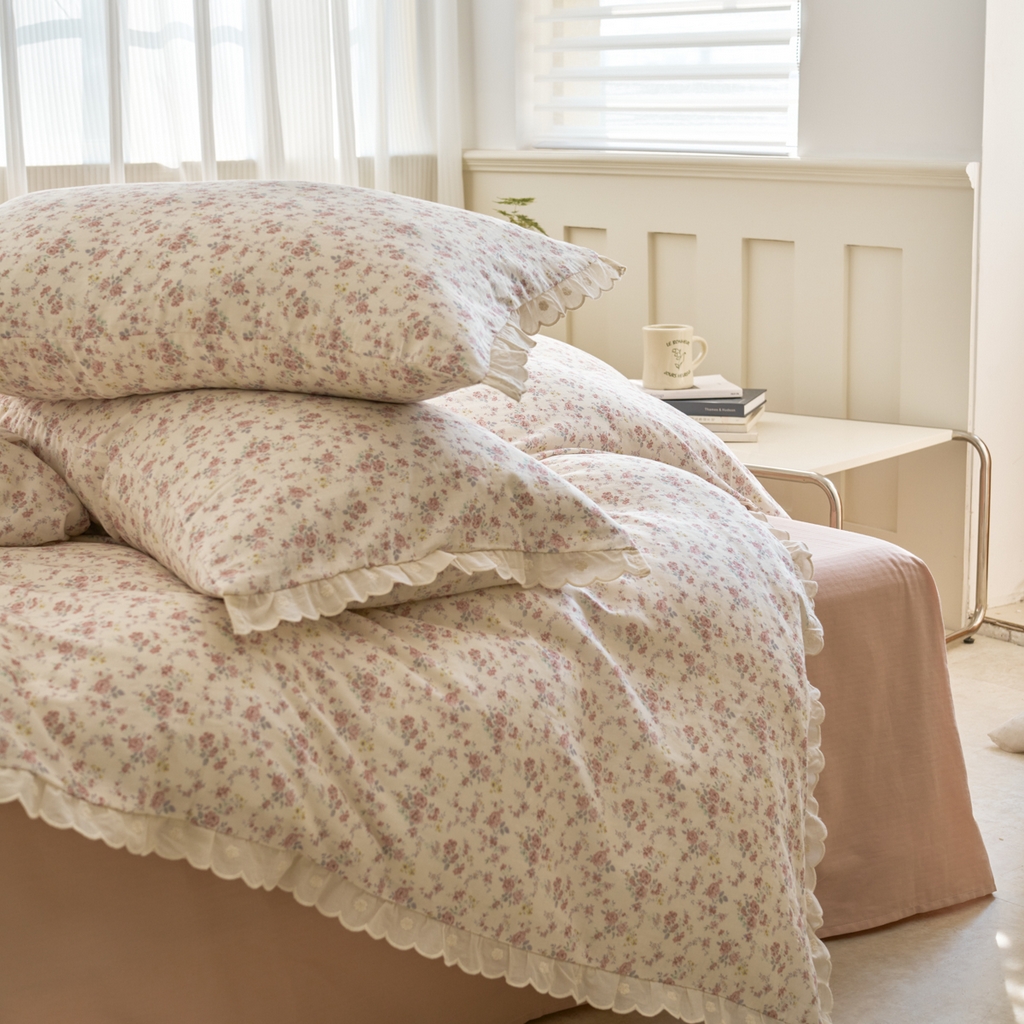 91家纺网 家纺一手货源 找家纺 洋铭区（原狠狠爱） 2025新款花边全棉双层纱四件套 乌梅紫花