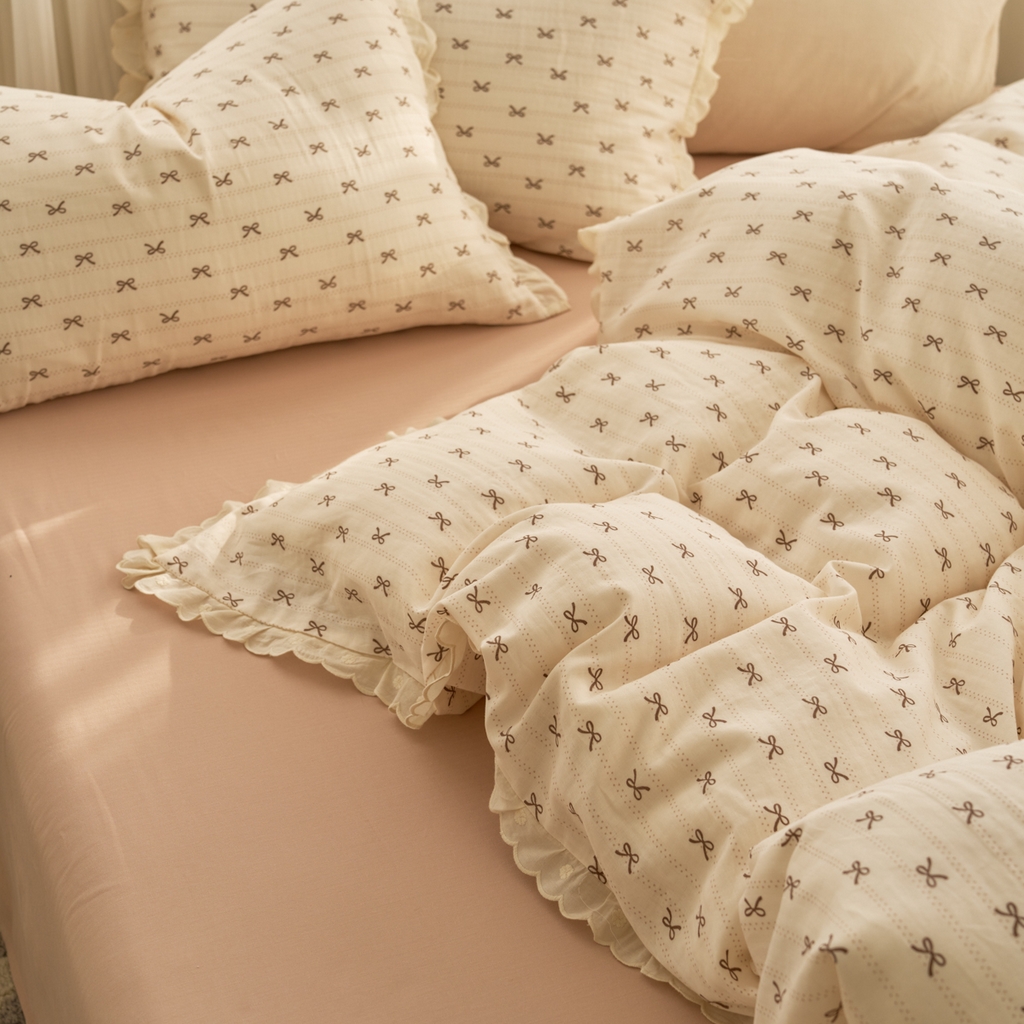 91家纺网 家纺一手货源 找家纺 洋铭区（原狠狠爱） 2025新款花边全棉双层纱四件套 拿铁蝴蝶结