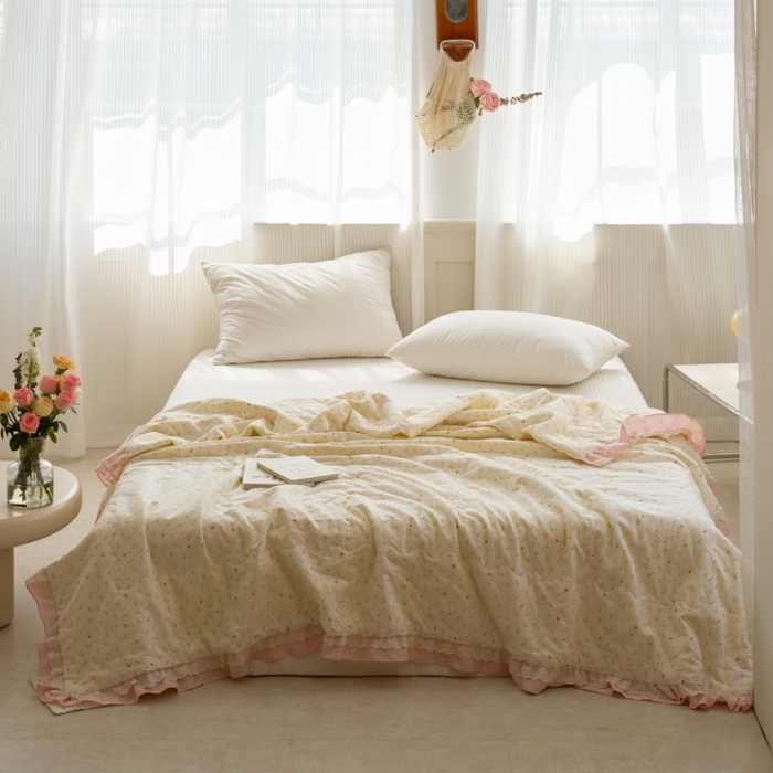 91家纺网 家纺一手货源 找家纺 （总）洋铭区（原狠狠爱） 2025新款A类双层纱双层花边款系列夏被夏凉被空调被