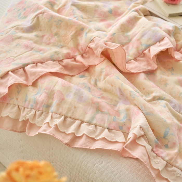 91家纺网 家纺一手货源 找家纺 洋铭区（原狠狠爱） 2025新款A类双层纱双层花边款系列夏被夏凉被空调被 飞燕粉花