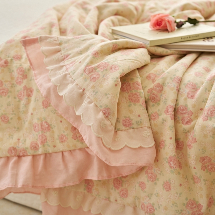 91家纺网 家纺一手货源 找家纺 洋铭区（原狠狠爱） 2025新款A类双层纱双层花边款系列夏被夏凉被空调被 朵朵玫瑰