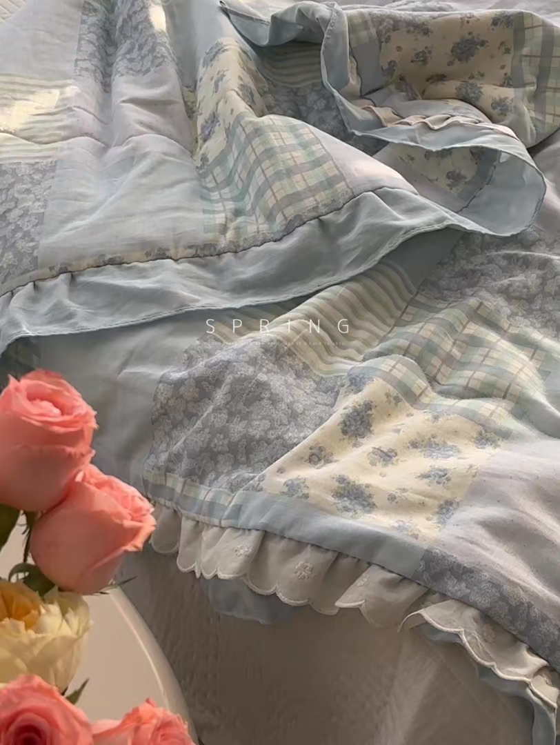 91家纺网 家纺一手货源 找家纺 洋铭区（原狠狠爱） 2025新款A类双层纱双层花边款系列夏被夏凉被空调被 百家福-蓝