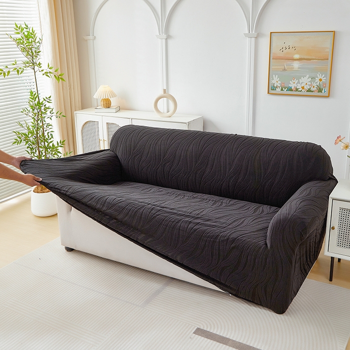 91家纺网 家纺一手货源 找家纺 共鸣沙发套 2025春夏新款水波纹弹力提花全包万能沙发套单沙发套全包款 黑色