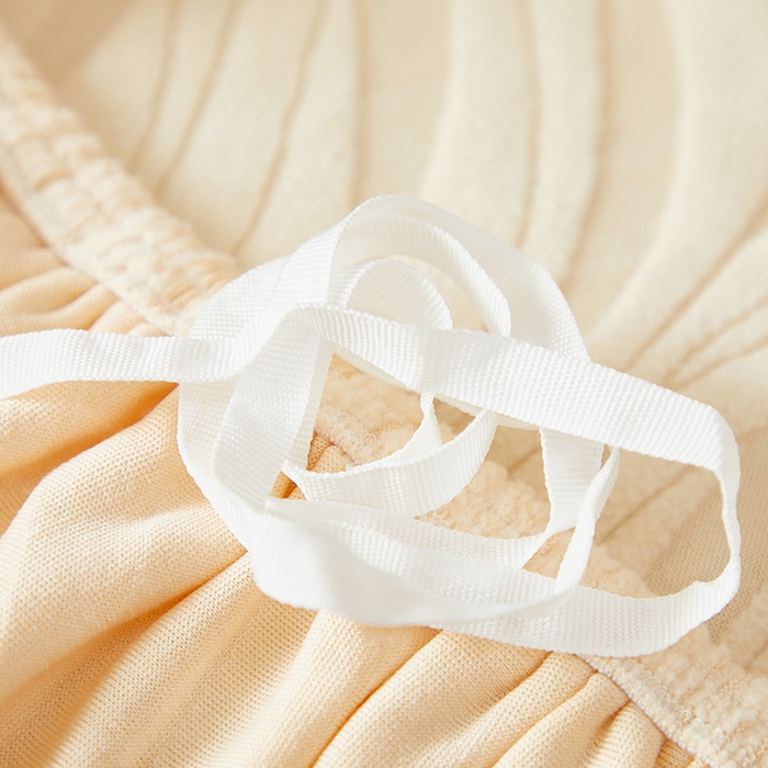 91家纺网 家纺一手货源 找家纺 共鸣沙发套 2025春夏新款水波纹弹力提花全包万能沙发套单沙发套全包款 米黄色