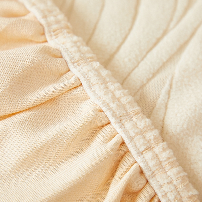 91家纺网 家纺一手货源 找家纺 共鸣沙发套 2025春夏新款水波纹弹力提花全包万能沙发套单沙发套全包款 米黄色