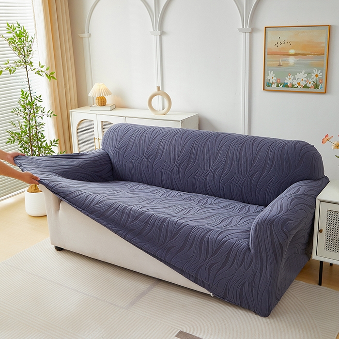 91家纺网 家纺一手货源 找家纺 共鸣沙发套 2025春夏新款水波纹弹力提花全包万能沙发套单沙发套全包款 深灰色（偏蓝）