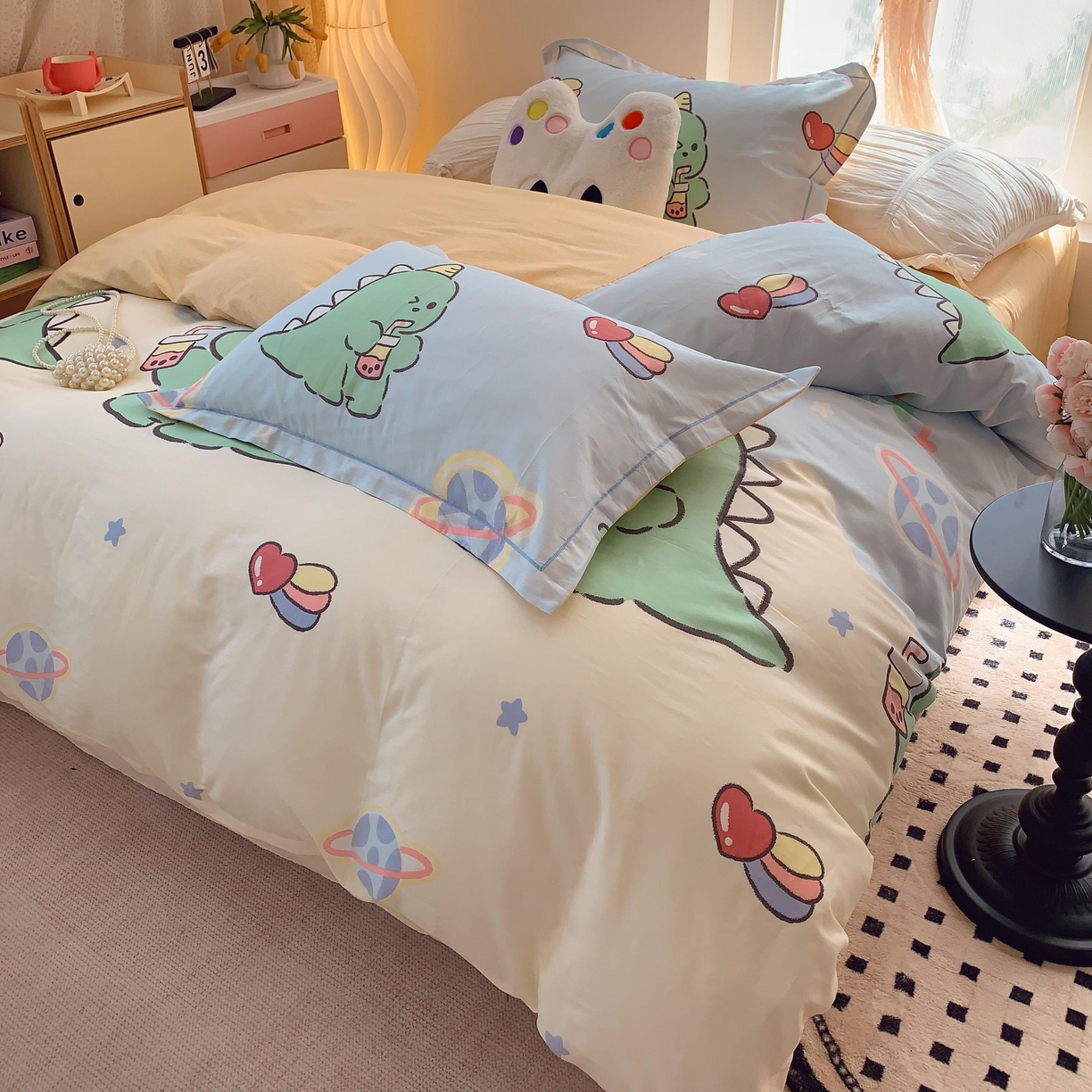 91家纺网 家纺一手货源 找家纺 莱豫家纺 2025新款亲肤舒适小清新印花全棉纯棉四件套-第二批 星际恐龙