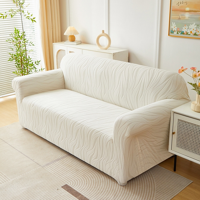 91家纺网 家纺一手货源 找家纺 共鸣沙发套 2025春夏新款水波纹弹力提花全包万能沙发套单沙发套全包款 象牙白