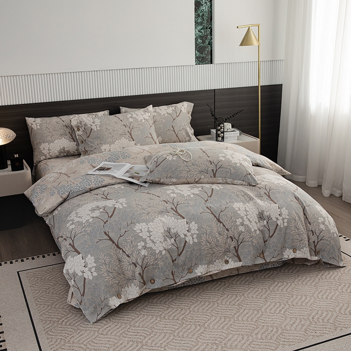 91家纺网 家纺一手货源 找家纺 果洋家纺 2025新款水洗双层纱复古纽扣款轻奢风小碎花系列四件套 粉黛-灰