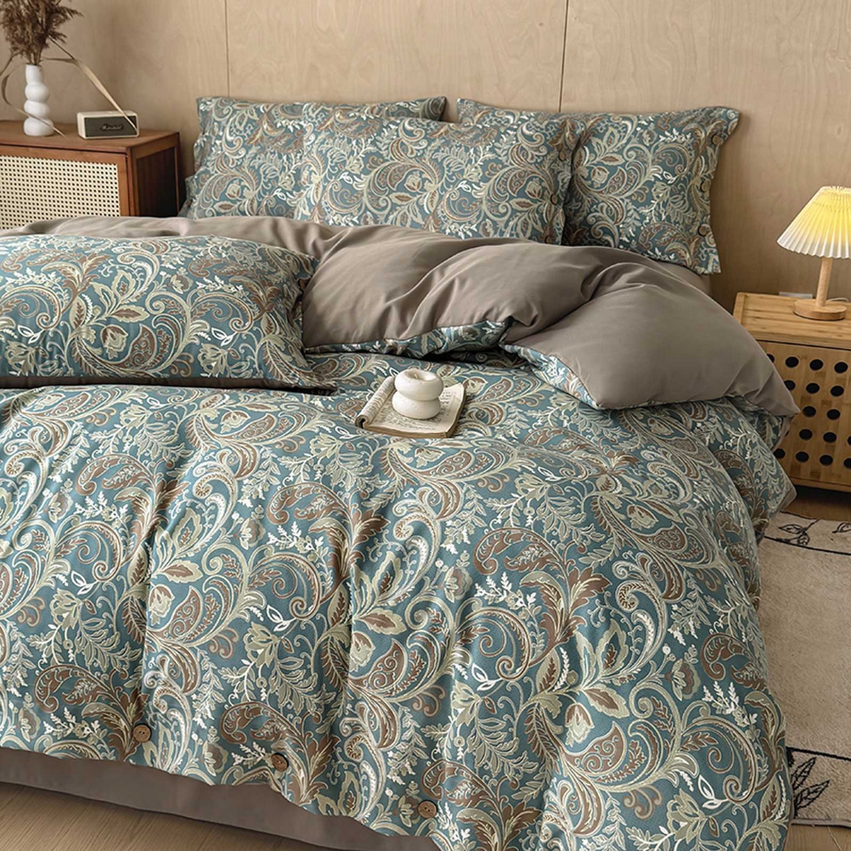 91家纺网 家纺一手货源 找家纺 果洋家纺 2025新款水洗双层纱复古纽扣款轻奢风小碎花系列四件套 凤舞蓝