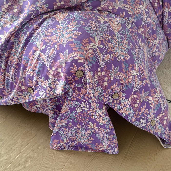 91家纺网 家纺一手货源 找家纺 果洋家纺 2025新款水洗双层纱复古纽扣款轻奢风小碎花系列四件套 花花世界-彩