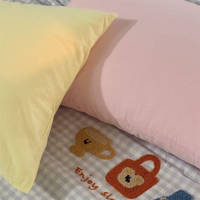 91家纺网 家纺一手货源 找家纺 洋铭区（原狠狠爱） 2025新款卡通毛巾绣水洗棉夏被夏凉被空调被四件套 蓝格小包包