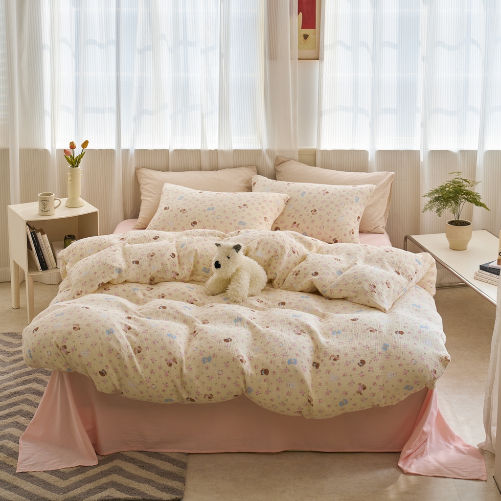 91家纺网 家纺一手货源 找家纺 洋铭区（原狠狠爱） 2025新款全棉纯棉皱皱纱四件套 小狗花园