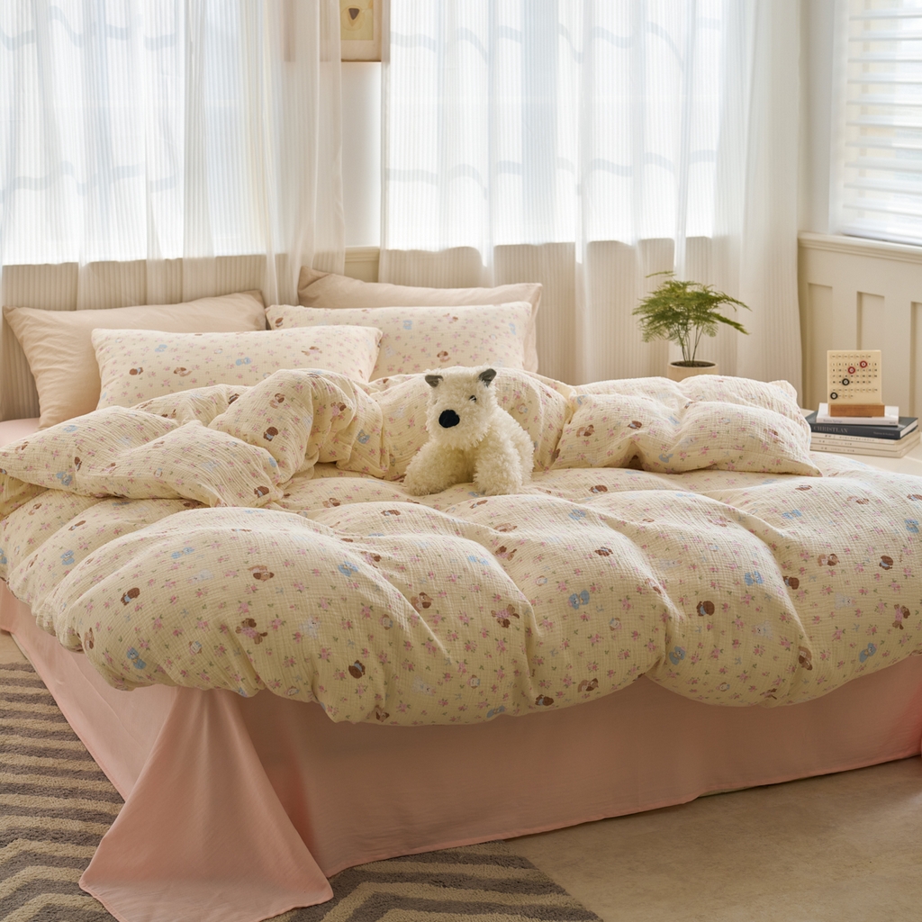 91家纺网 家纺一手货源 找家纺 洋铭区（原狠狠爱） 2025新款全棉纯棉皱皱纱四件套 小狗花园