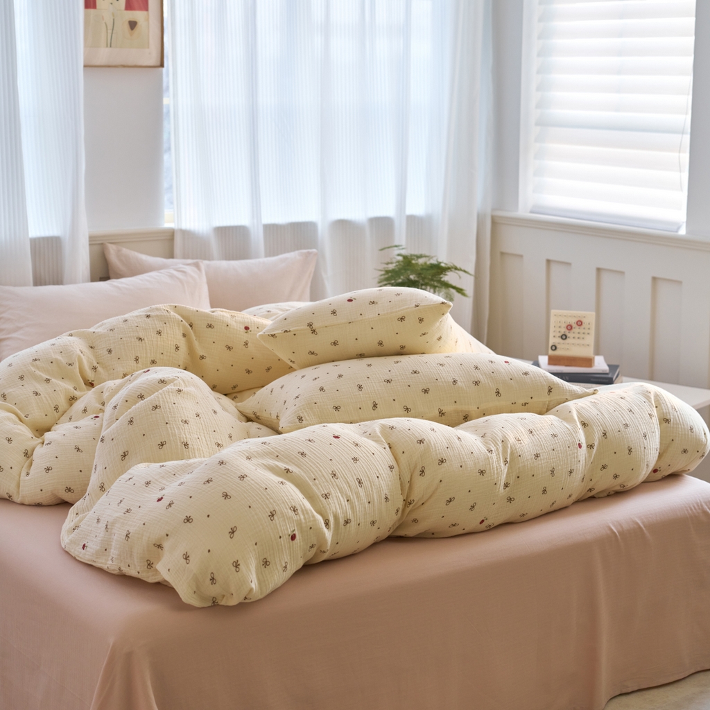 91家纺网 家纺一手货源 找家纺 洋铭区（原狠狠爱） 2025新款全棉纯棉皱皱纱四件套 樱桃小蝴蝶