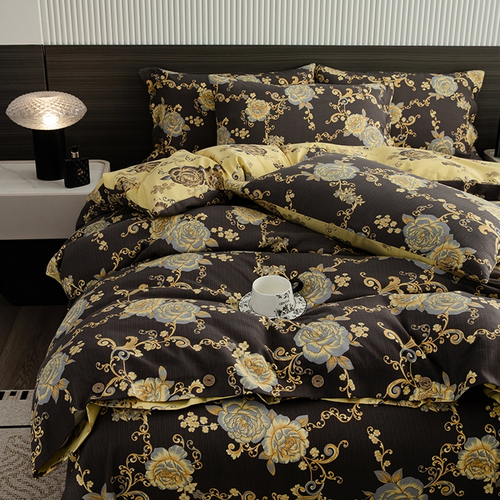 91家纺网 家纺一手货源 找家纺 果洋家纺 2025新款水洗双层纱复古纽扣款轻奢风小碎花系列四件套 花藤倚梦