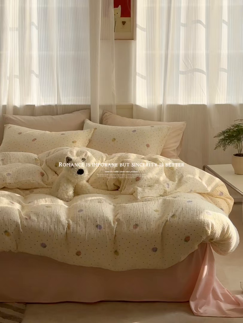 91家纺网 家纺一手货源 找家纺 洋铭区（原狠狠爱） 2025新款全棉纯棉皱皱纱四件套 梦幻草莓