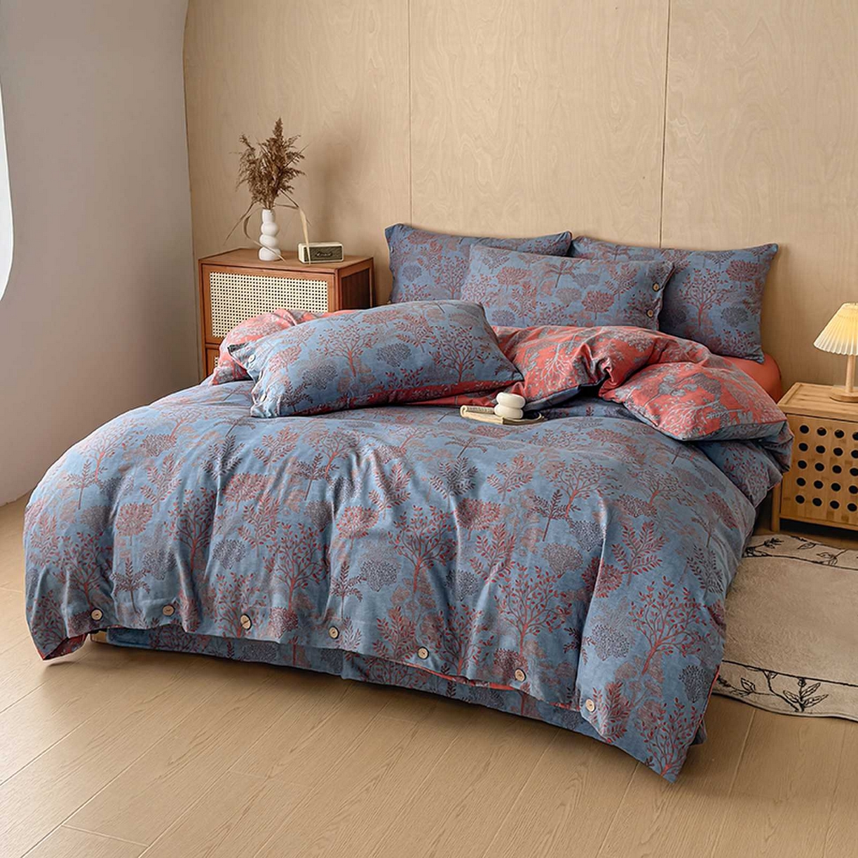 91家纺网 家纺一手货源 找家纺 果洋家纺 2025新款水洗双层纱复古纽扣款轻奢风小碎花系列四件套 森林奇缘