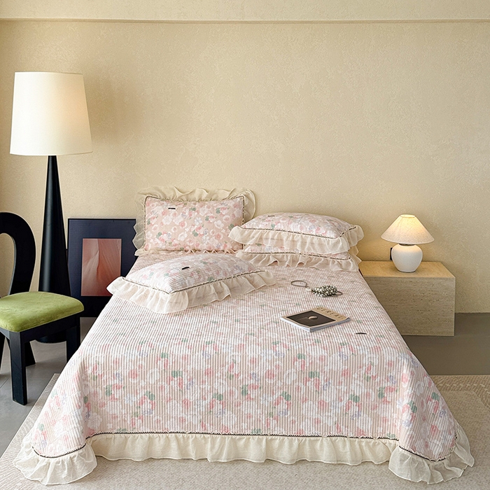 91家纺网 家纺一手货源 找家纺 （总）蓝邻家纺 2025春夏新款全棉纯棉双层纱织带款床盖-场景二