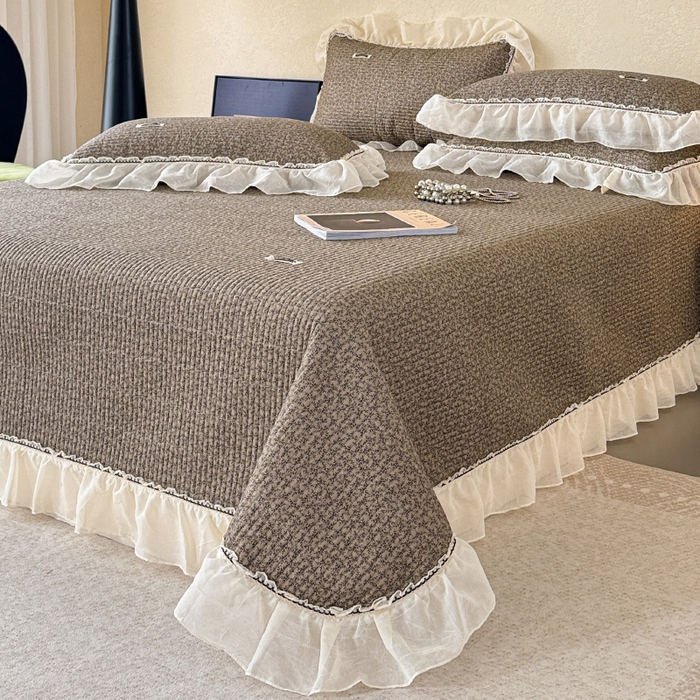 蓝邻家纺 2025春夏新款全棉纯棉双层纱织带款床盖-场景二 床盖-春风细叶