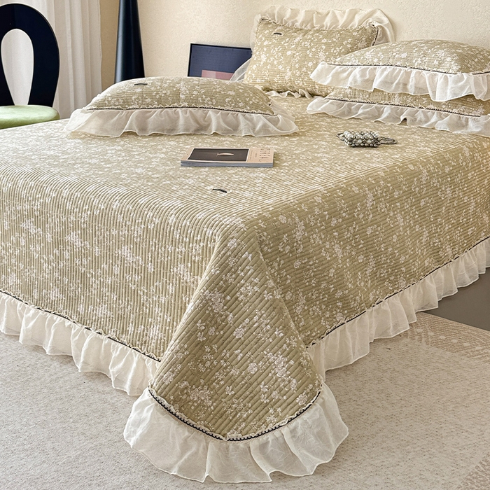 蓝邻家纺 2025春夏新款全棉纯棉双层纱织带款床盖-场景二 床盖-蝶影悠然