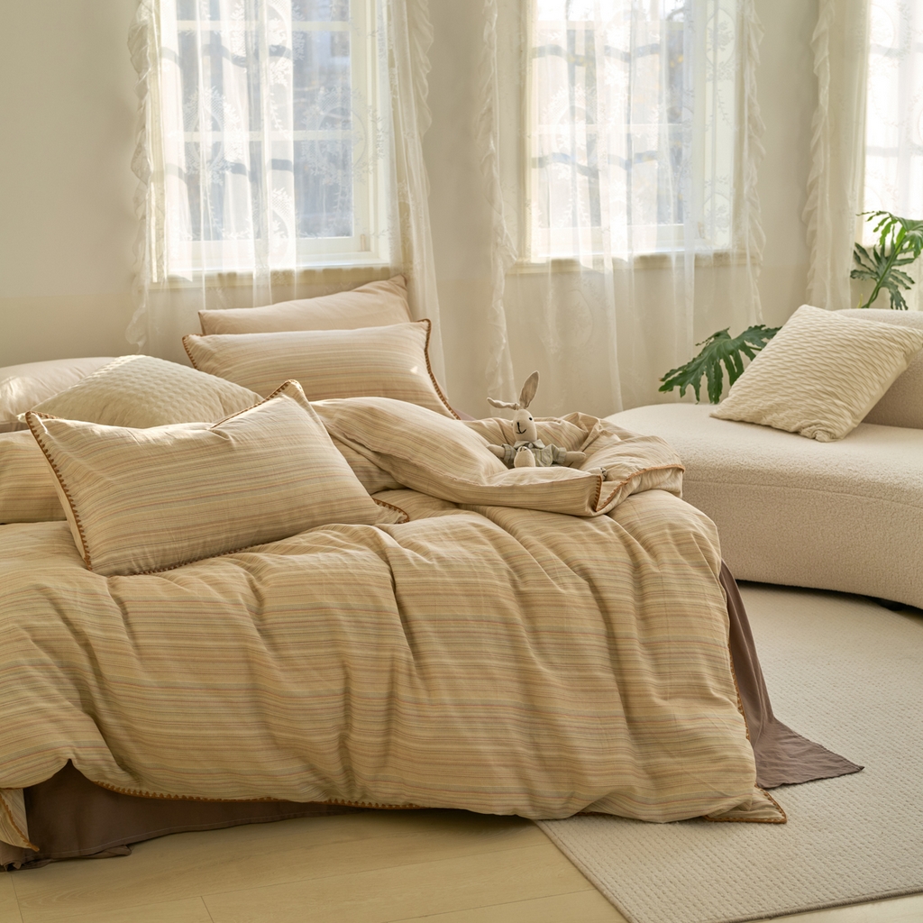 91家纺网 家纺一手货源 找家纺 洋铭区（原狠狠爱） 2025新款A类全棉双层纱四件套 波斯彩条