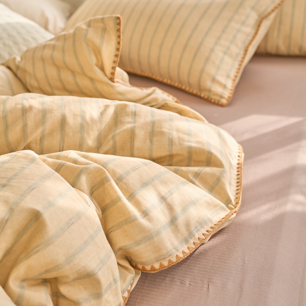 91家纺网 家纺一手货源 找家纺 洋铭区（原狠狠爱） 2025新款A类全棉双层纱四件套 优雅棕条