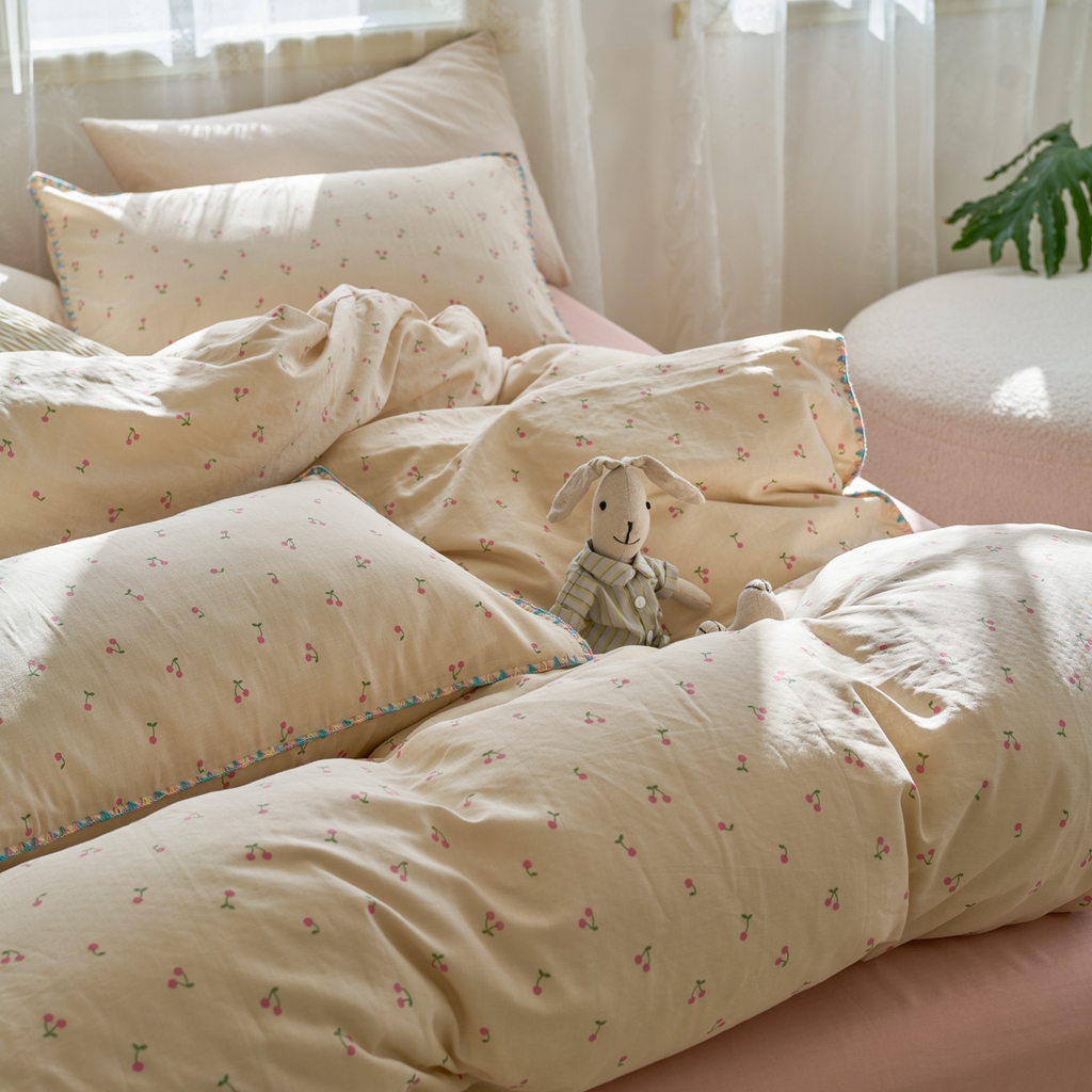 91家纺网 家纺一手货源 找家纺 洋铭区（原狠狠爱） 2025新款A类全棉双层纱四件套 豆豆樱桃