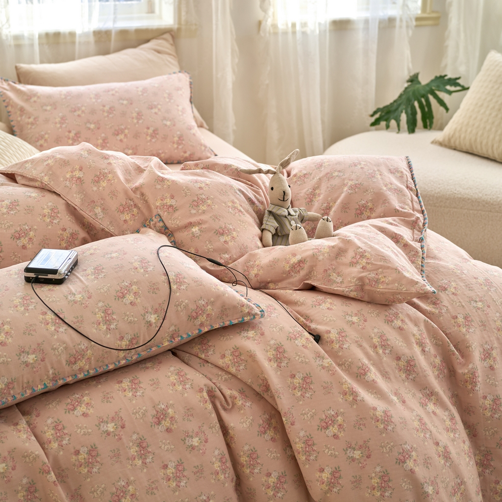 91家纺网 家纺一手货源 找家纺 洋铭区（原狠狠爱） 2025新款A类全棉双层纱四件套 粉花恋