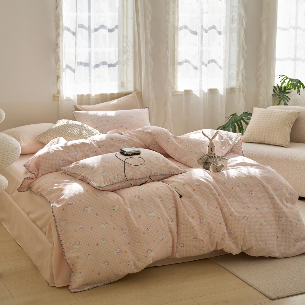 91家纺网 家纺一手货源 找家纺 洋铭区（原狠狠爱） 2025新款A类全棉双层纱四件套 乐乐粉兔