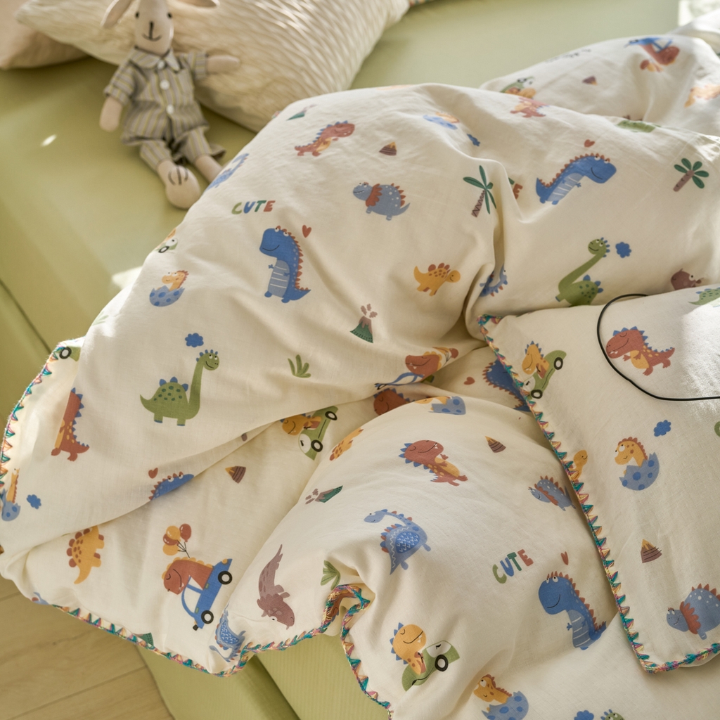 91家纺网 家纺一手货源 找家纺 洋铭区（原狠狠爱） 2025新款A类全棉双层纱四件套 小甲龙