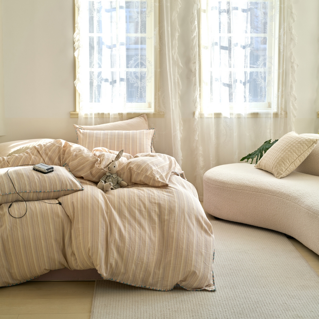 91家纺网 家纺一手货源 找家纺 洋铭区（原狠狠爱） 2025新款A类全棉双层纱四件套 香芋小条