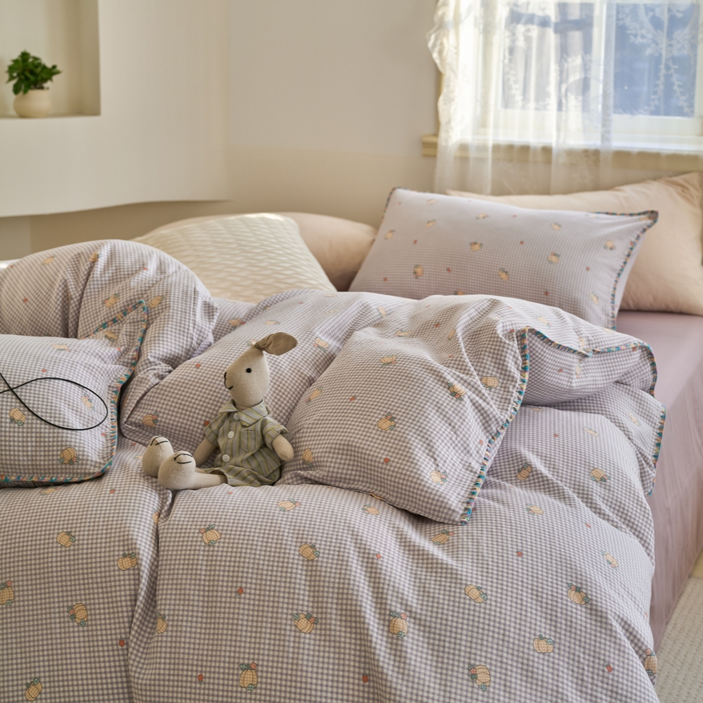 91家纺网 家纺一手货源 找家纺 洋铭区（原狠狠爱） 2025新款A类全棉双层纱四件套 紫格果香