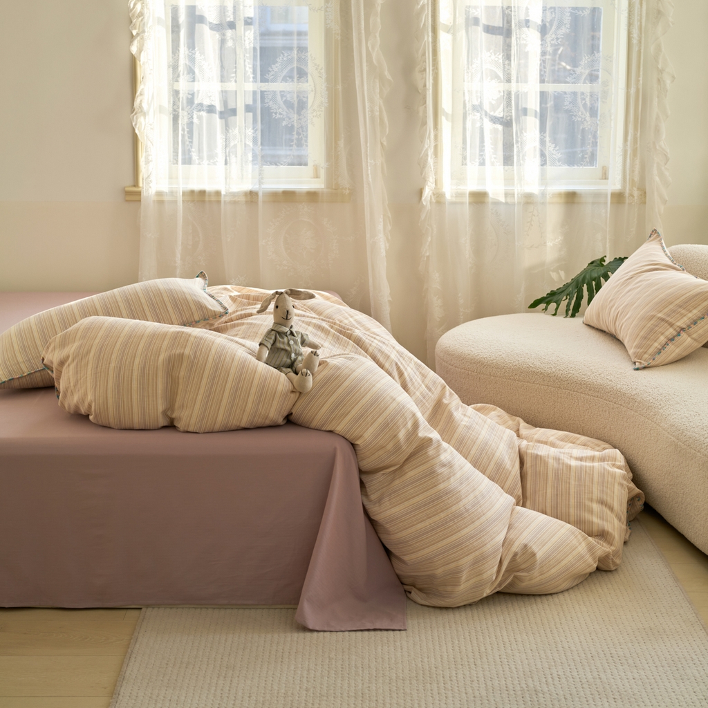 91家纺网 家纺一手货源 找家纺 洋铭区（原狠狠爱） 2025新款A类全棉双层纱四件套 香芋小条