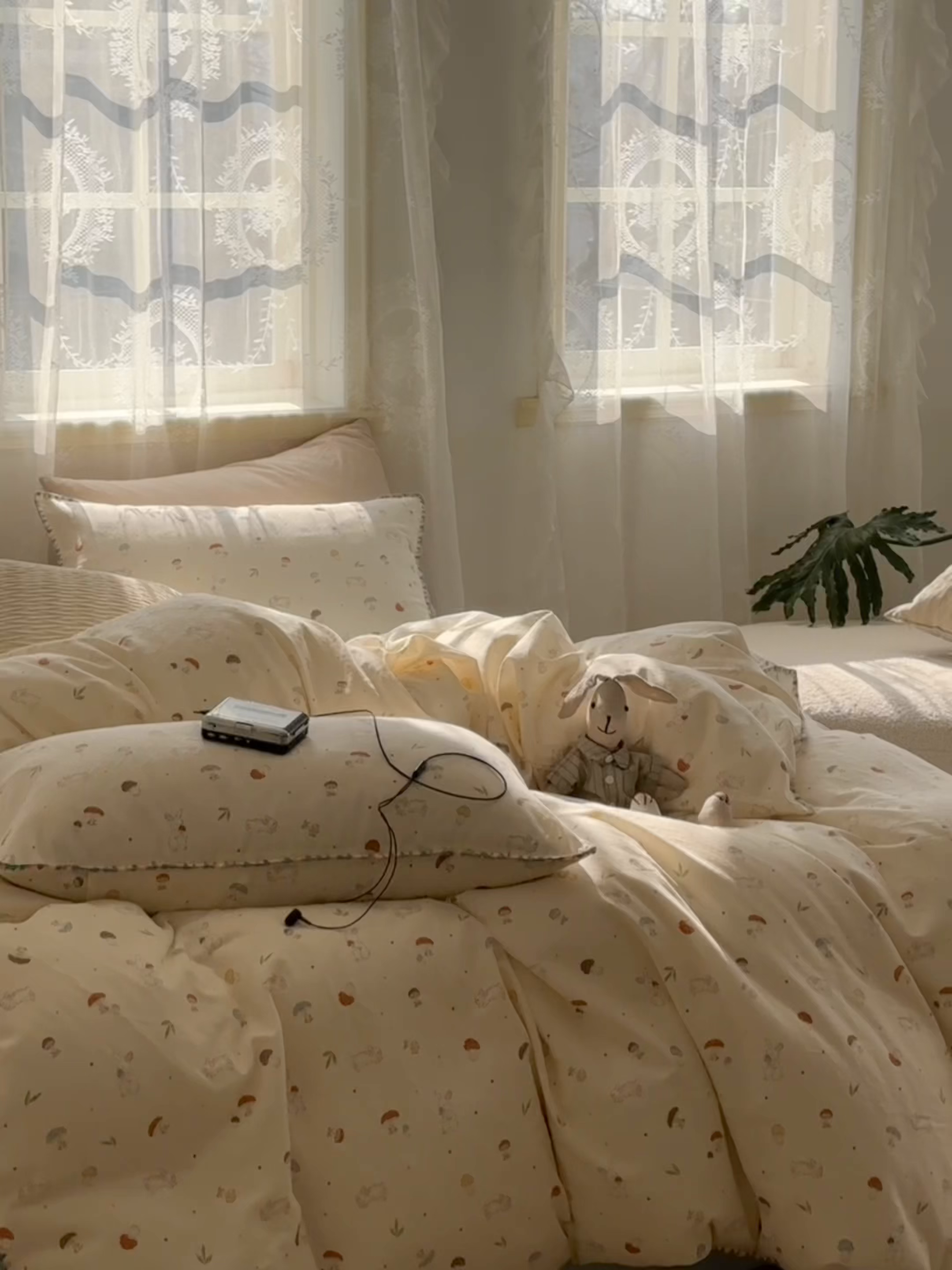 91家纺网 家纺一手货源 找家纺 洋铭区（原狠狠爱） 2025新款A类全棉双层纱四件套 蘑菇兔兔