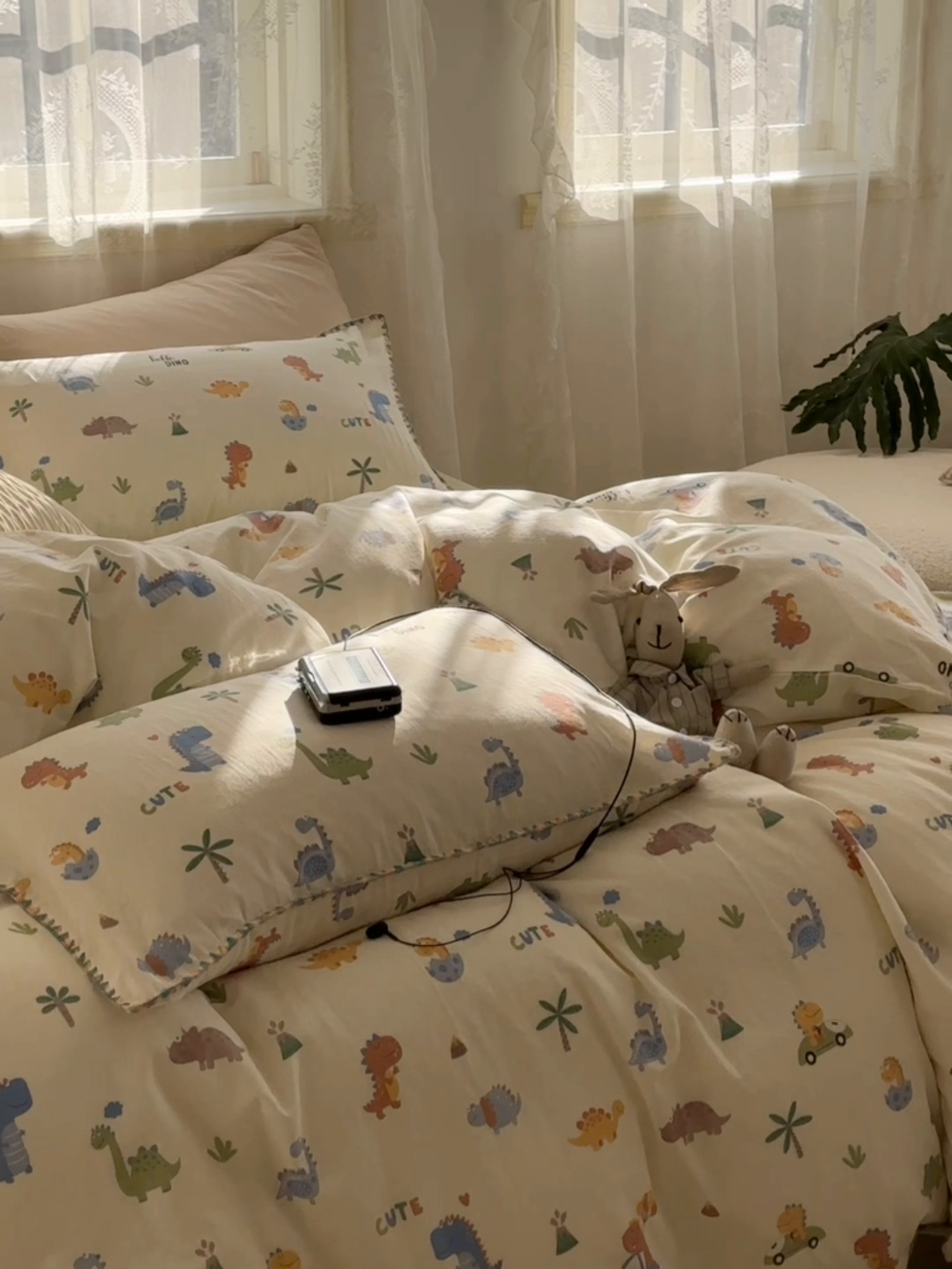 91家纺网 家纺一手货源 找家纺 洋铭区（原狠狠爱） 2025新款A类全棉双层纱四件套 小甲龙