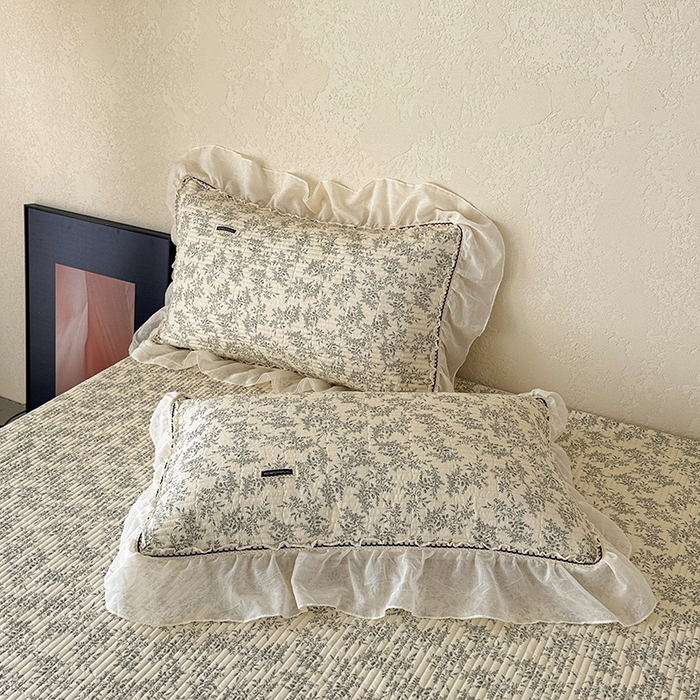 91家纺网 家纺一手货源 找家纺 蓝邻家纺 2025春夏新款全棉纯棉双层纱织带款床盖-场景二 床盖-瑞莎-深灰