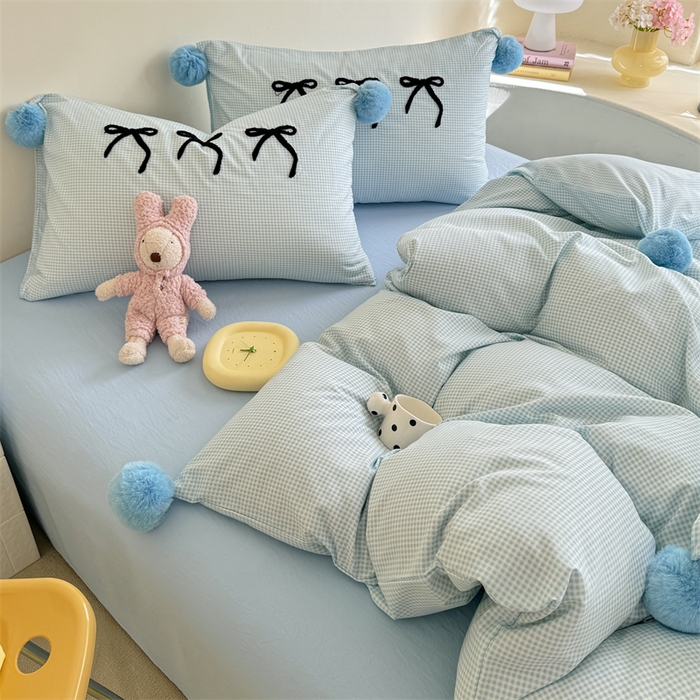 91家纺网 家纺一手货源 找家纺 （总）多品家纺 2025新款ins奶油风刺绣枕套毛球款水洗棉四件套