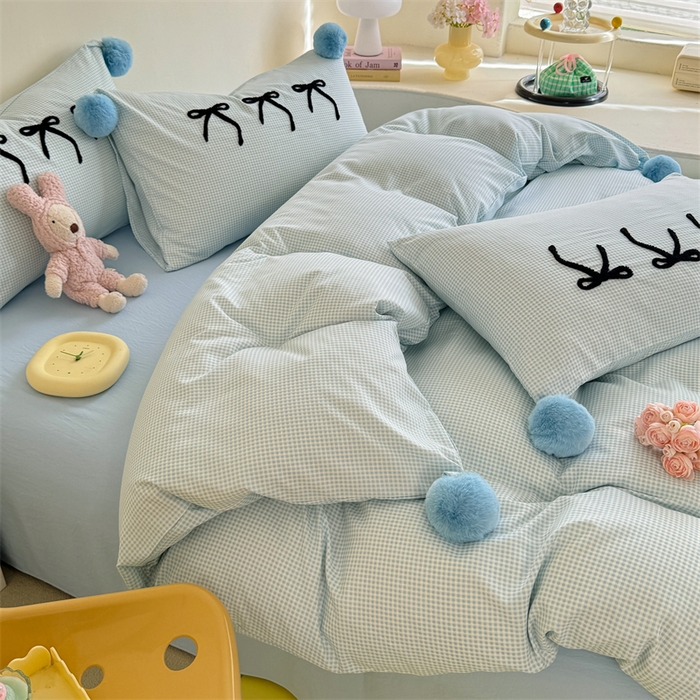 91家纺网 家纺一手货源 找家纺 （总）多品家纺 2025新款ins奶油风刺绣枕套毛球款水洗棉四件套