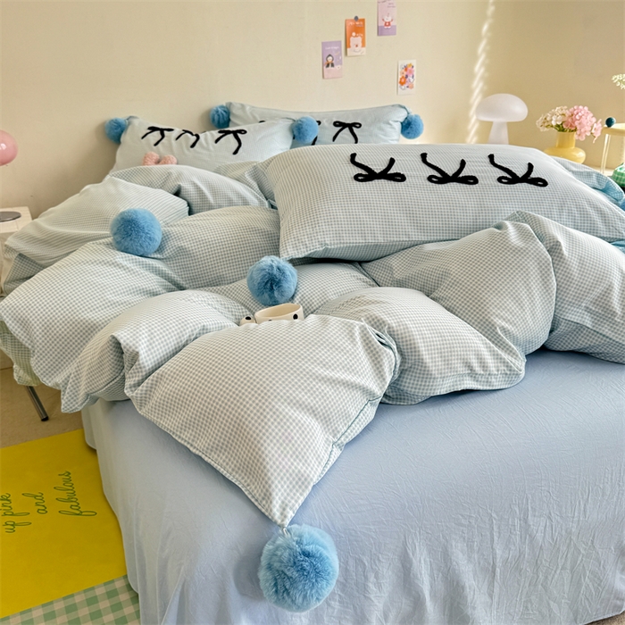 91家纺网 家纺一手货源 找家纺 （总）多品家纺 2025新款ins奶油风刺绣枕套毛球款水洗棉四件套