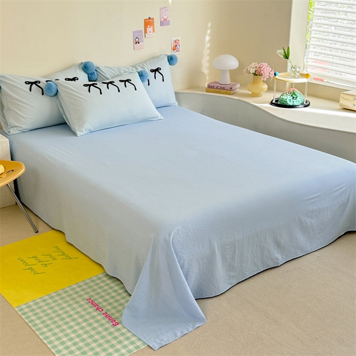 91家纺网 家纺一手货源 找家纺 多品家纺 2025新款ins奶油风刺绣枕套毛球款水洗棉四件套 月光恋语