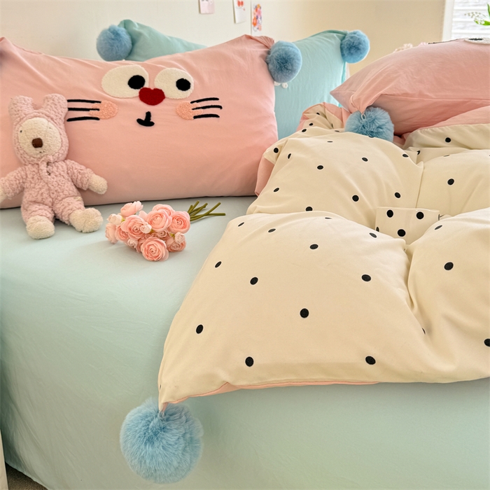 91家纺网 家纺一手货源 找家纺 多品家纺 2025新款ins奶油风刺绣枕套毛球款水洗棉四件套 洛熙