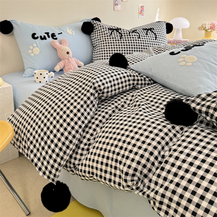 91家纺网 家纺一手货源 找家纺 多品家纺 2025新款ins奶油风刺绣枕套毛球款水洗棉四件套 卿本佳人