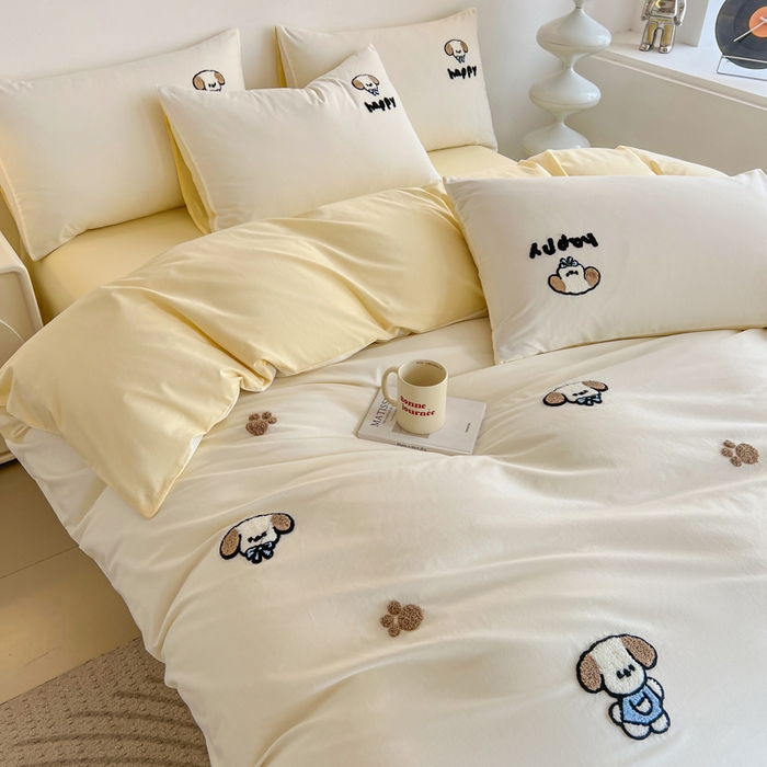 91家纺网 家纺一手货源 找家纺 小懒猪 2025新款全棉纯棉水洗棉毛巾绣四件套(提供买家秀） 萌宠白奶油