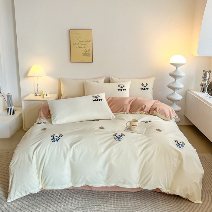 91家纺网 家纺一手货源 找家纺 小懒猪 2025新款全棉纯棉水洗棉毛巾绣四件套(提供买家秀） 萌宠白桃粉